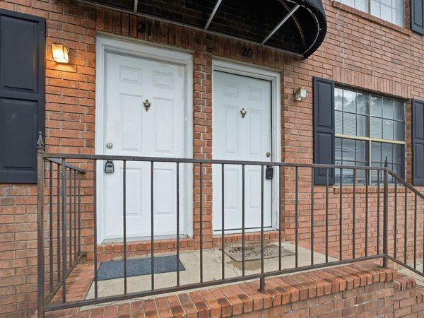 1809 Reservoir Road , Little Rock, AR 72227