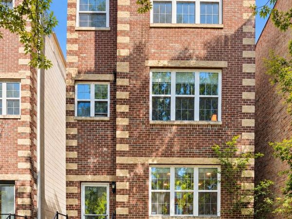 2710 W Haddon Avenue, Unit 3, Chicago, IL 60622