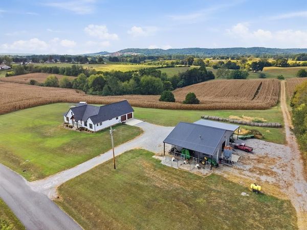 668 Jolley Rd, Doyle, TN 38559