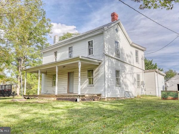 647 BARBERSHOP ROAD, EDINBURG, VA 22824