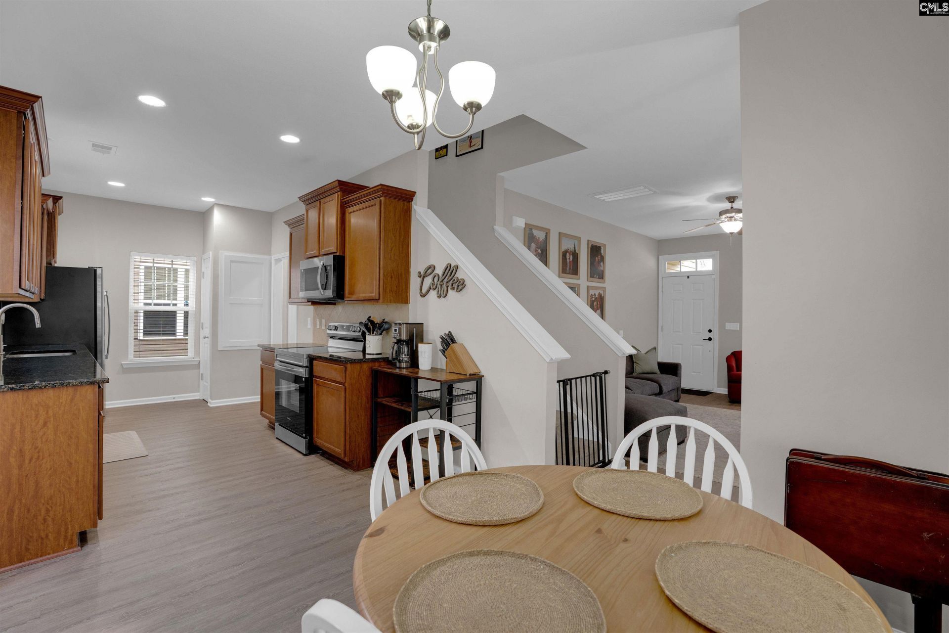 211 Chestnut Oak Lane Photo 12
