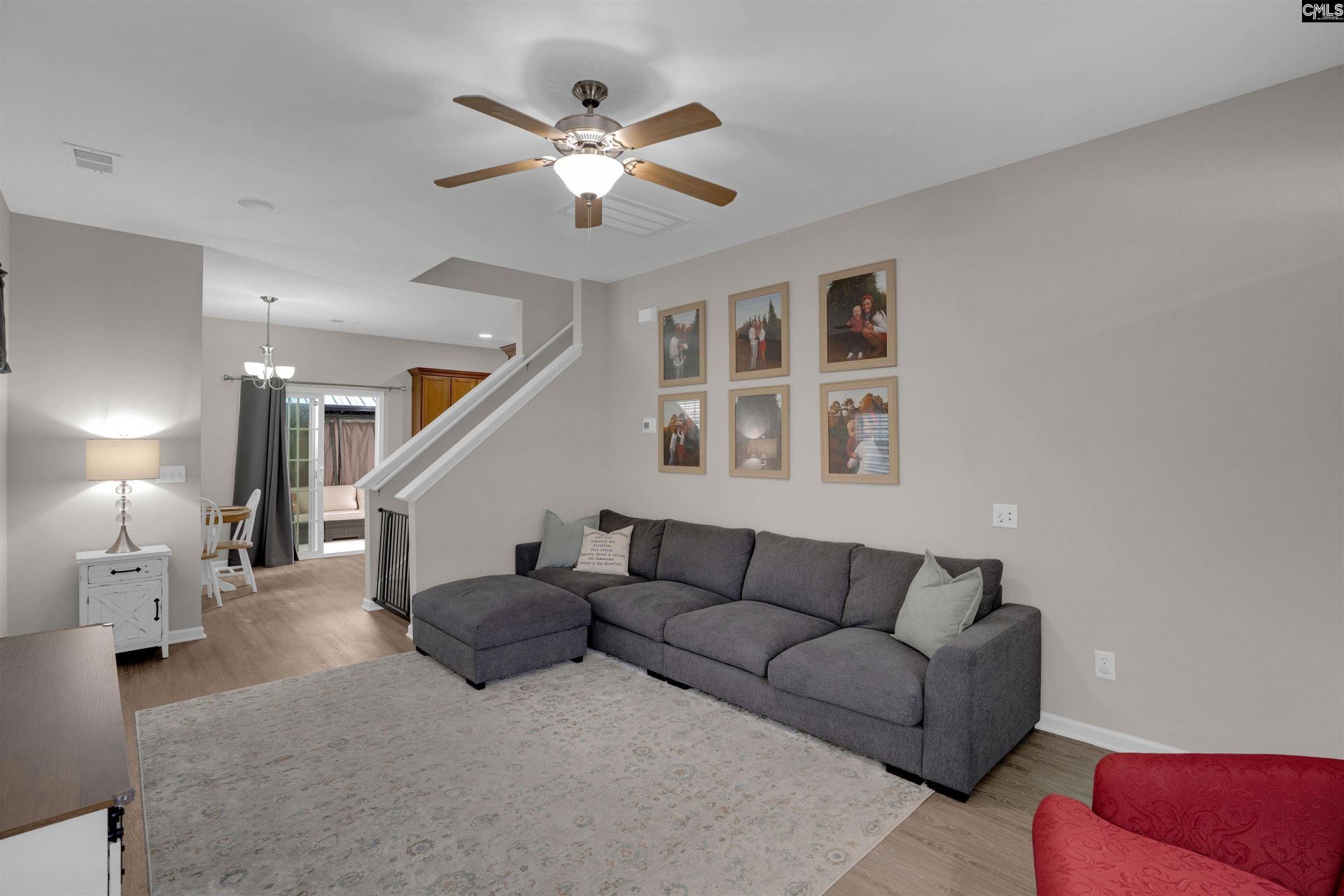 211 Chestnut Oak Lane Photo 7