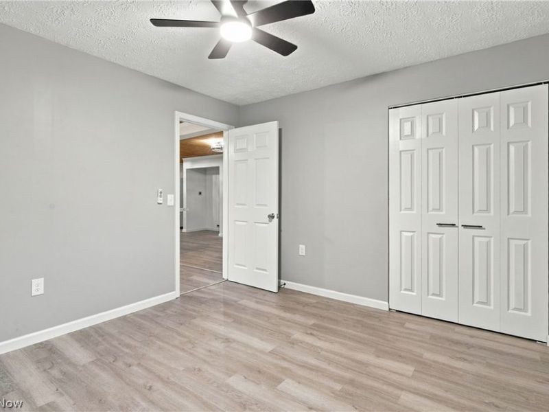 330 Roosevelt Avenue, Elyria, OH 44035 Photo 18