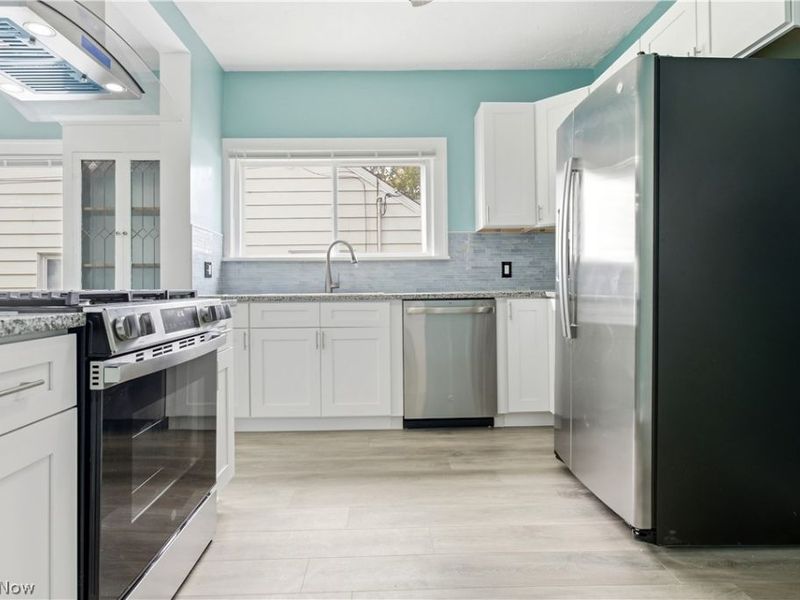 11308 Dale Avenue , Cleveland, OH 44111 Photo 9