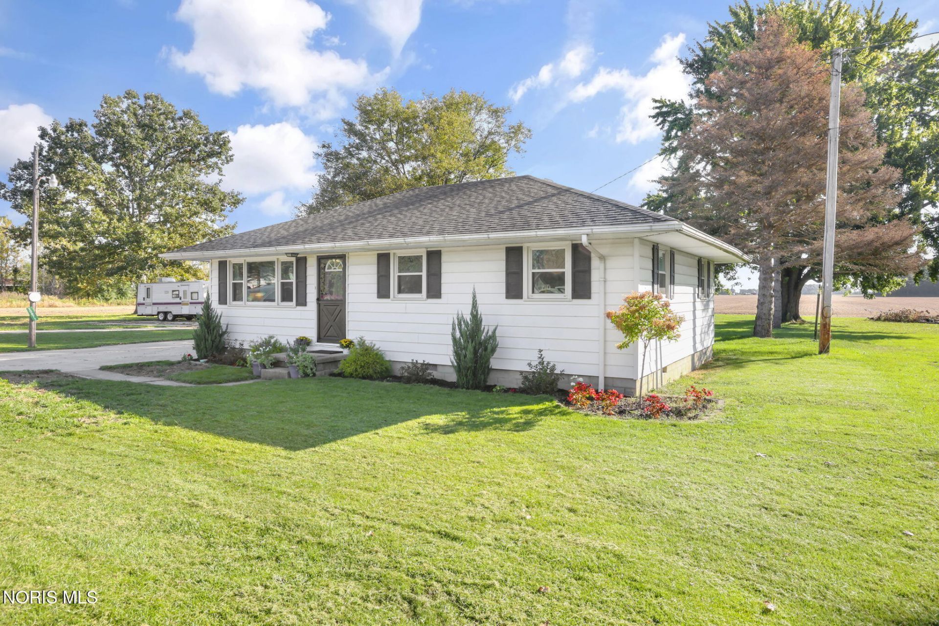20872 Dunbridge Road, Dunbridge, OH 43414 Main Photo