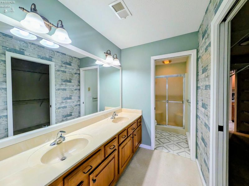 206 Lisa Ann Drive, Huron, OH 44839 Photo 45