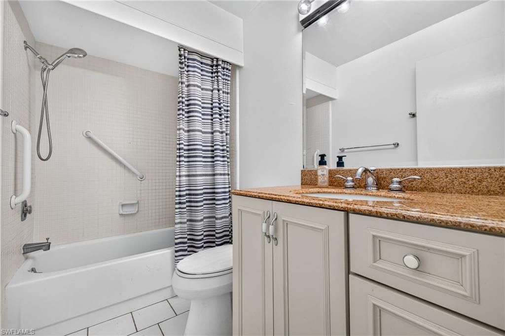 3175 Boca Ciega Dr, Unit C5, Naples, FL 34112 Photo