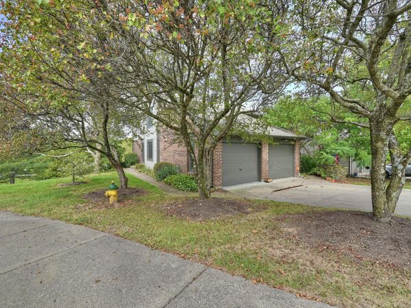 4050 Edgelake Court, Villa Hills, KY 41017