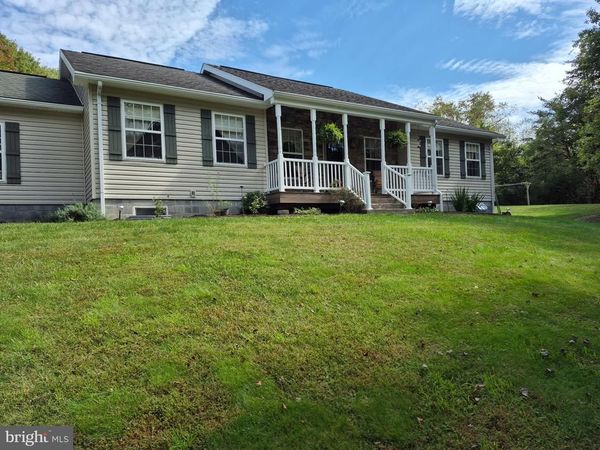 275 OKEFENOKE ROAD , NEW BLOOMFIELD, PA 17068