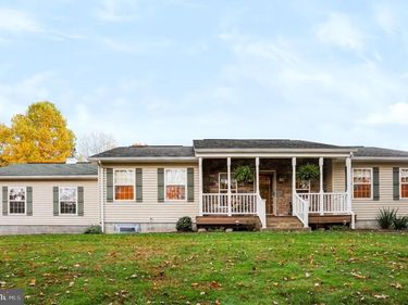 275 OKEFENOKE ROAD, NEW BLOOMFIELD, PA 17068
