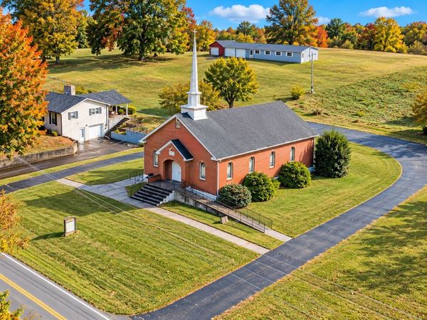 732 Lancaster Hwy , Lancaster, TN 38569