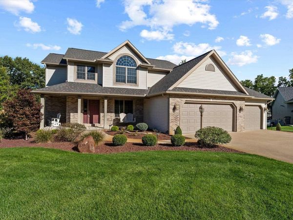 13086 Bear Creek Court, Middlebury, IN 46540