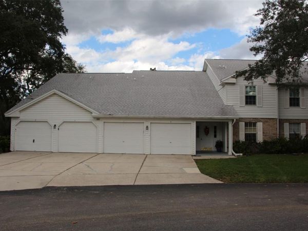 5301 WHITE CLIFF LANE , Unit 1002, ORLANDO, FL 32812