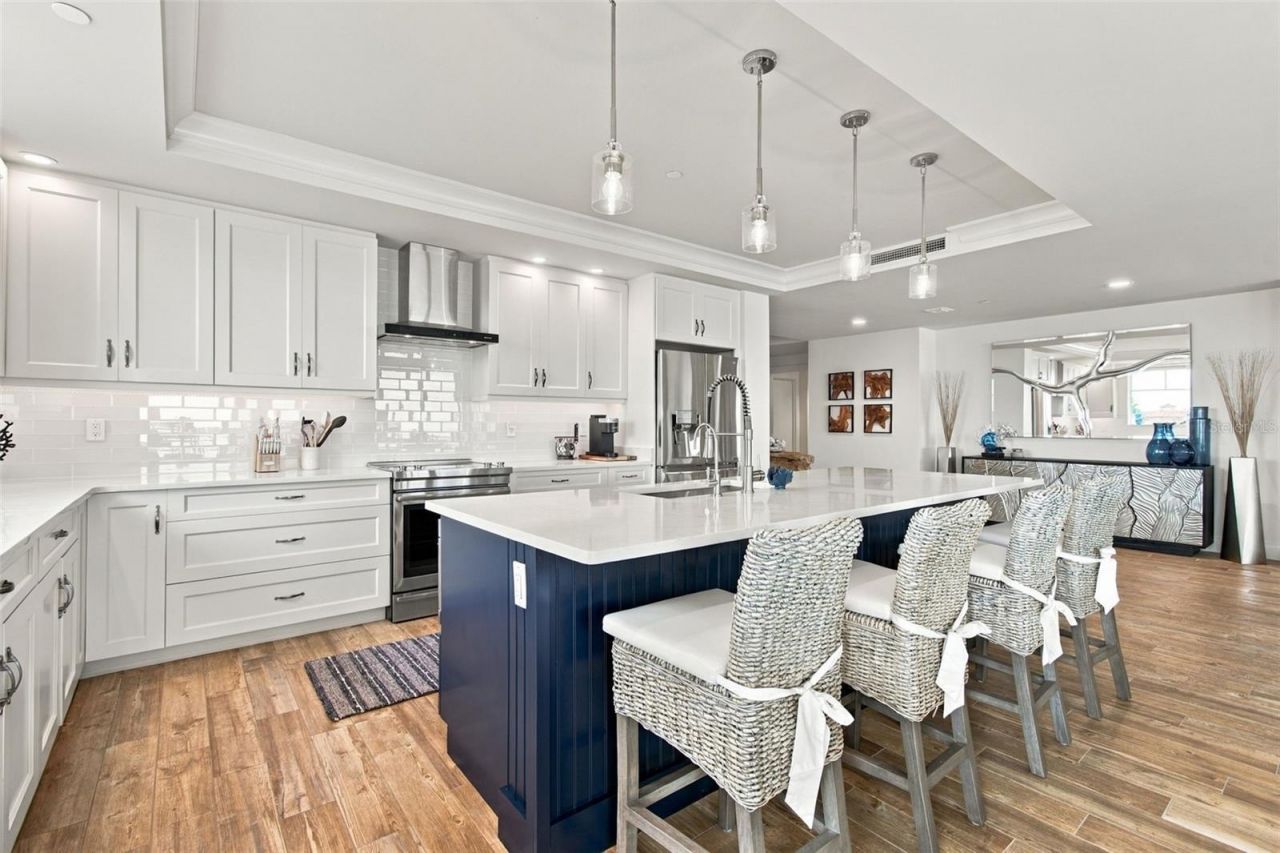 650 Collany Road, Unit 406, Tierra Verde, FL 33715 Photo