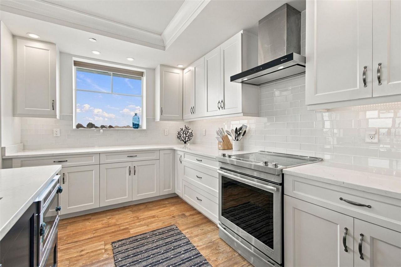 650 Collany Road, Unit 406, Tierra Verde, FL 33715 Photo