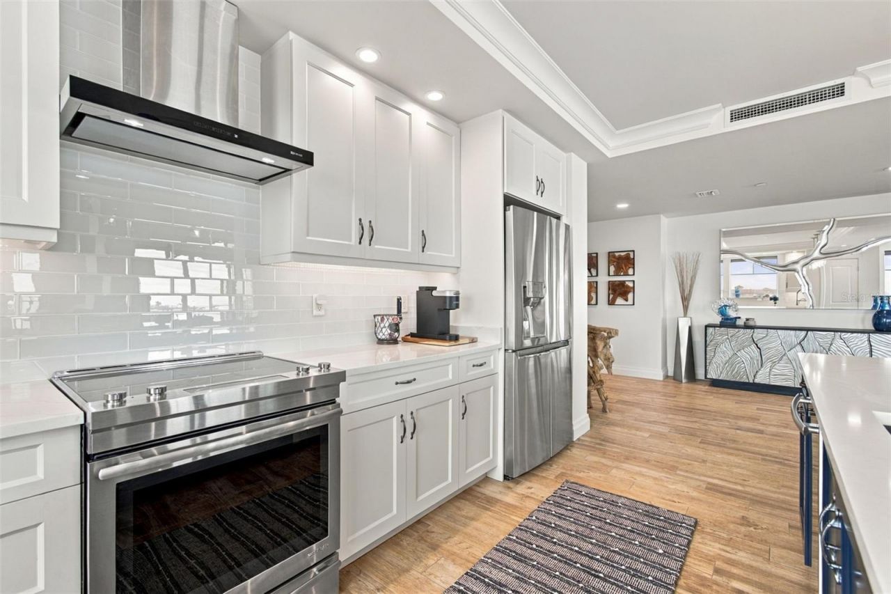 650 Collany Road, Unit 406, Tierra Verde, FL 33715 Photo