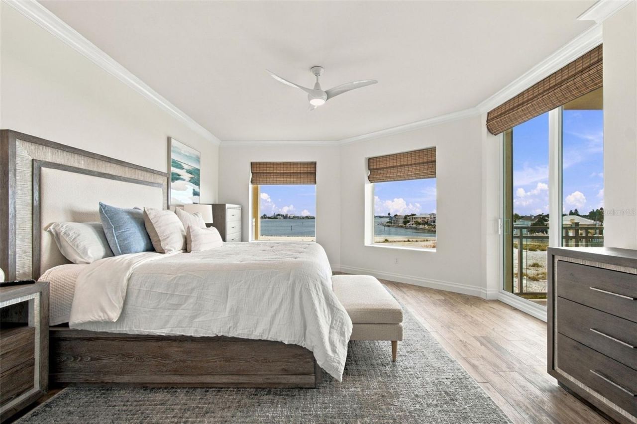650 Collany Road, Unit 406, Tierra Verde, FL 33715 Photo