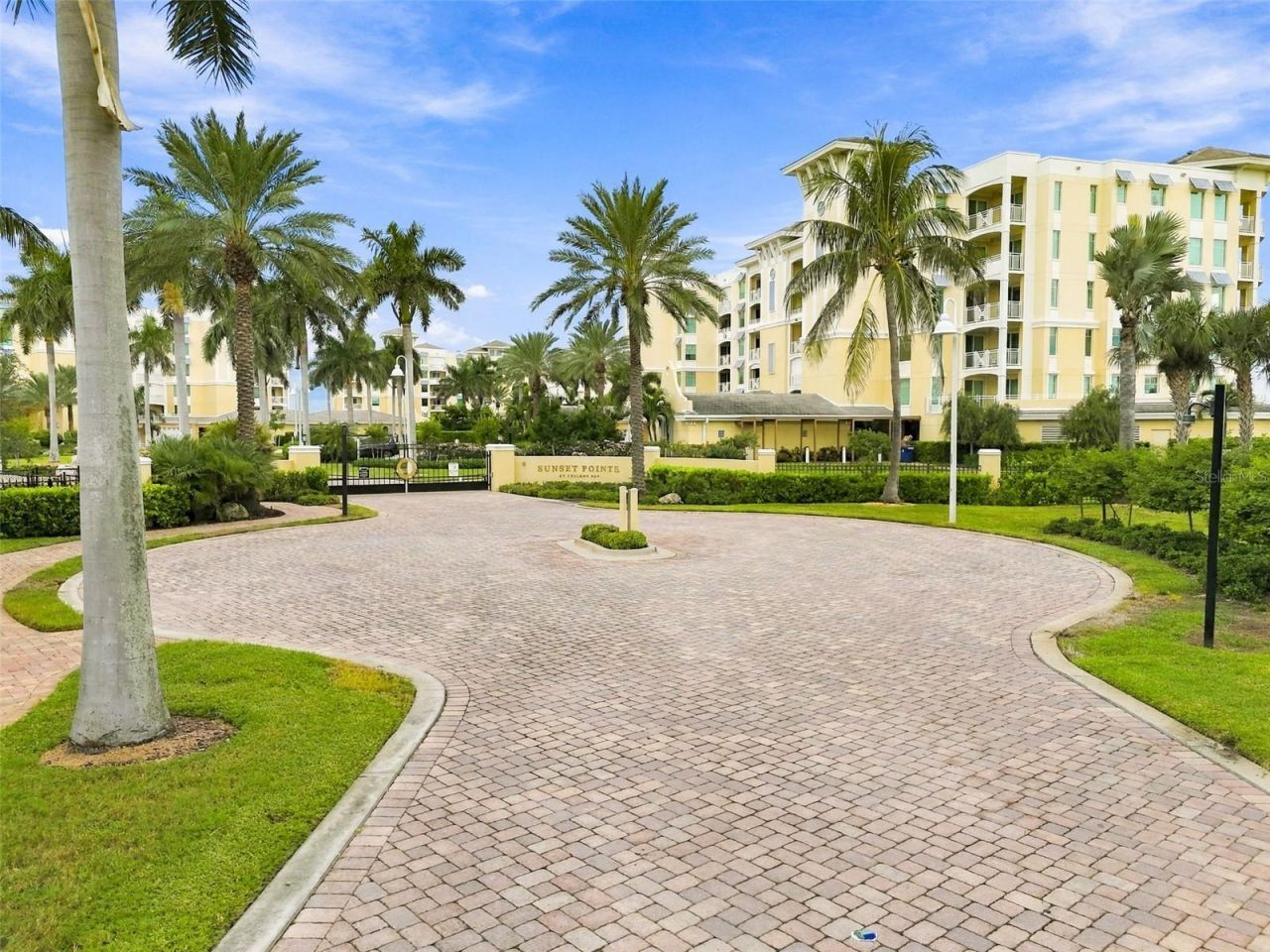 650 Collany Road, Unit 406, Tierra Verde, FL 33715 Photo