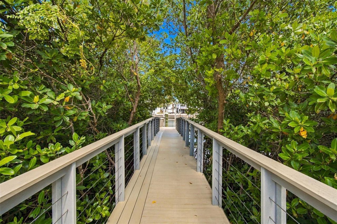 650 Collany Road, Unit 406, Tierra Verde, FL 33715 Photo