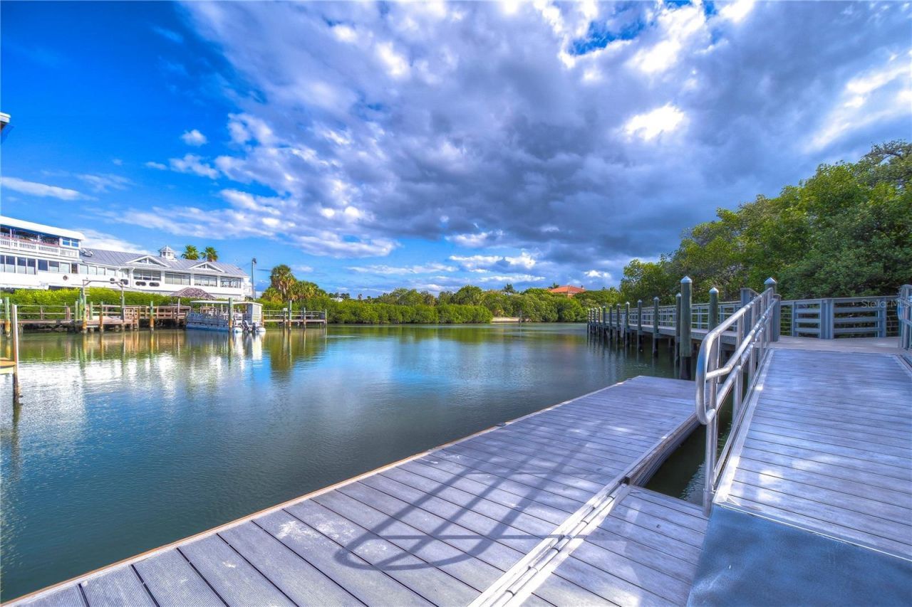 650 Collany Road, Unit 406, Tierra Verde, FL 33715 Photo