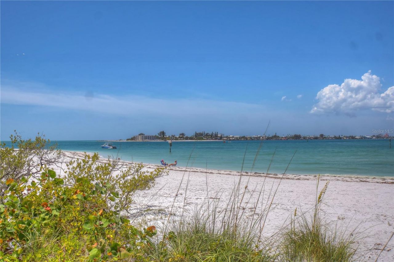 650 Collany Road, Unit 406, Tierra Verde, FL 33715 Photo