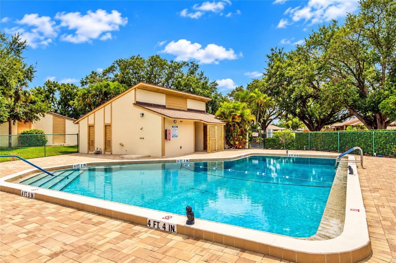 2929 60th Street W, Bradenton, FL 34209 Photo