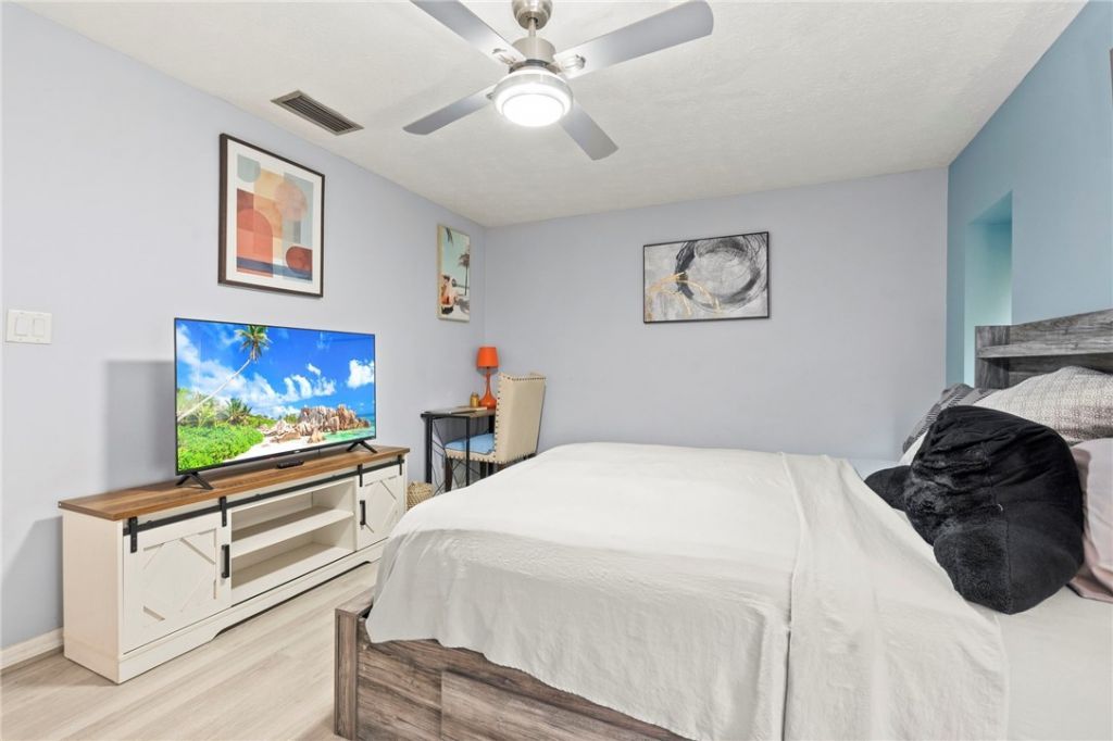9457 Meadowood Drive, Fort Pierce, FL 34951 Photo
