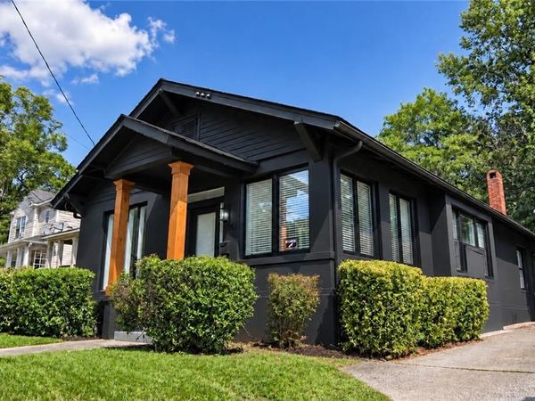 1082 Metropolitan Parkway SW, Atlanta, GA 30310