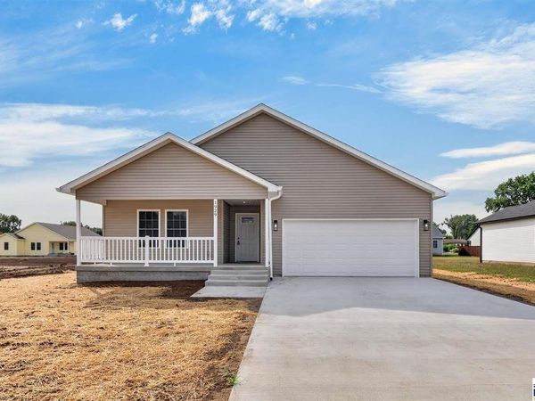 1929 E Haythorne Avenue, Terre Haute, IN 47805