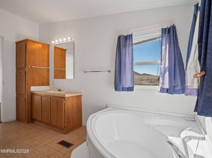 70 Mountain Lane, Yerington, NV 89447 Photo