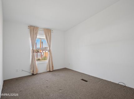 70 Mountain Lane, Yerington, NV 89447 Photo