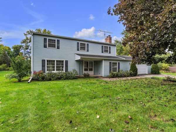 3431 Surrey Drive, Saline, MI 48176