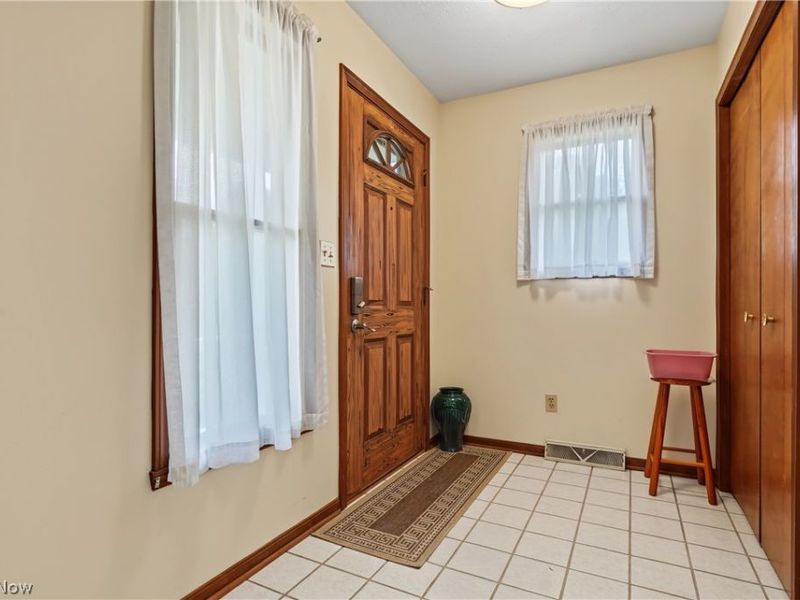 1910 Lillian Road, Unit 17, Stow, OH 44224 Photo 3