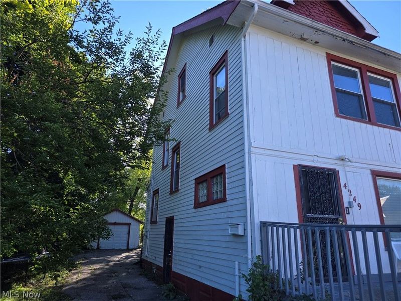 4249 E 133rd Street , Cleveland, OH 44105 Photo 3