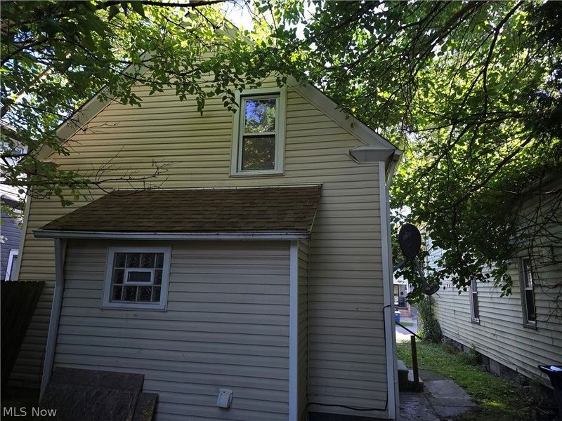 1030 E 72nd Street , Cleveland, OH 44103 Photo 21