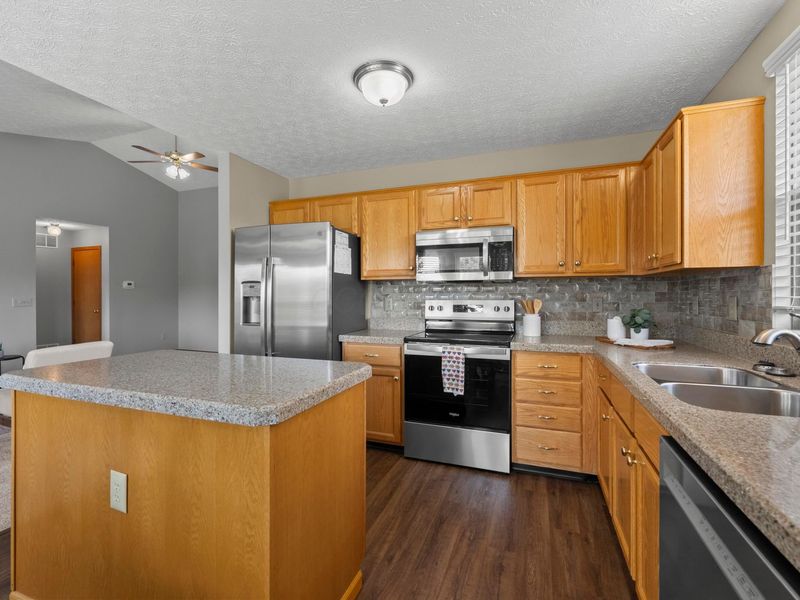 8968 Marchbank Lane, Lewis Center, OH 43035 Photo 10