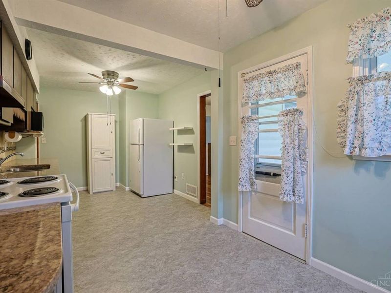4535 Cooper Road, Blue Ash, OH 45242 Photo 18