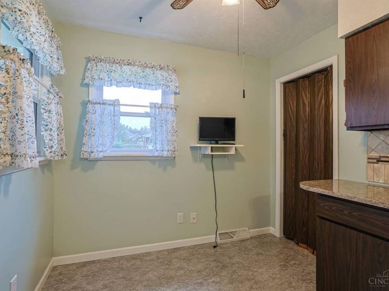 4535 Cooper Road, Blue Ash, OH 45242 Photo 19