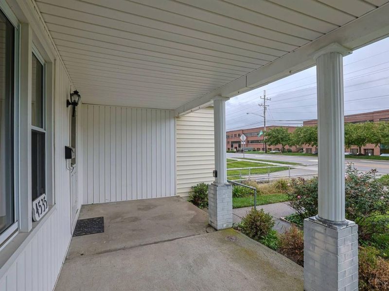 4535 Cooper Road, Blue Ash, OH 45242 Photo 3