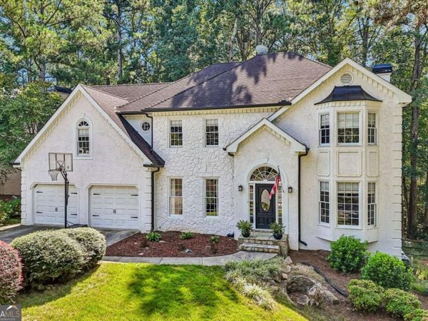 415 Holly Stream Trail, Roswell, GA 30075