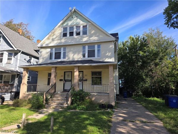 10007 North Boulevard , Cleveland, OH 44108