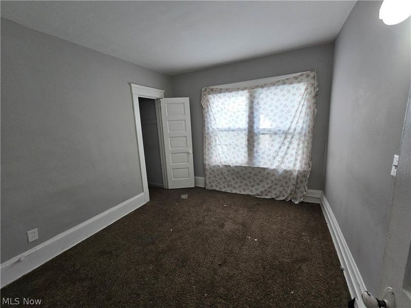 10007 North Boulevard , Cleveland, OH 44108 Photo 9