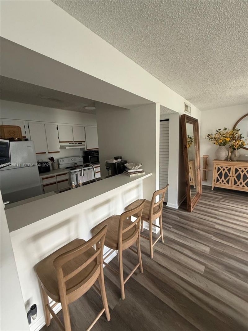 510 S Park Rd , Unit 14-10, Hollywood, FL 33021 Photo