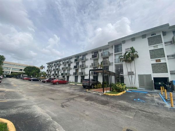 16450 NW 2nd Ave , Unit 104, Miami, FL 33169