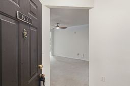 1933 Chatelain Way photo 4