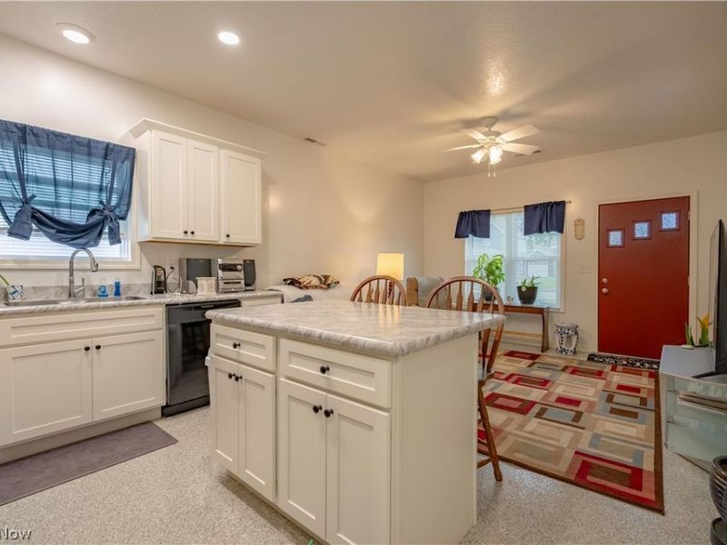 219 5th Street SW, Brewster, OH 44613 Photo 7