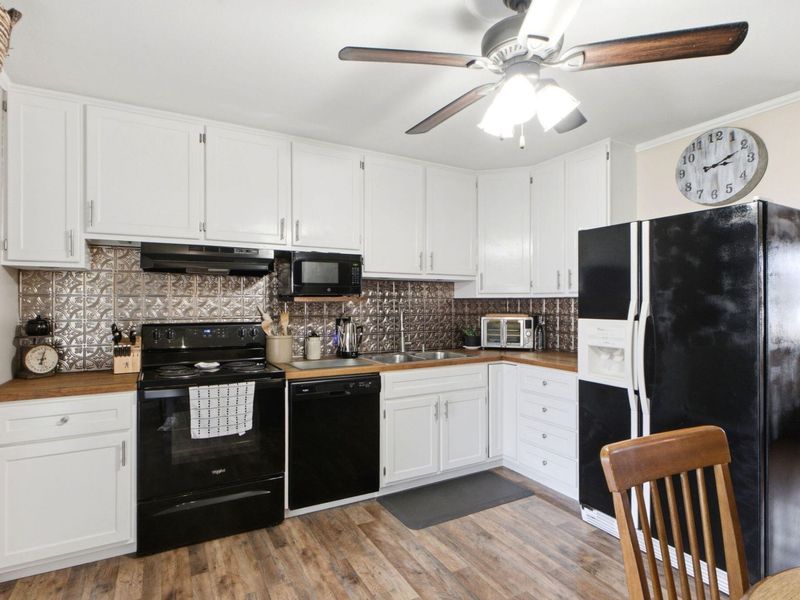204 Palm Court, West Milton, OH 45383 Photo 8