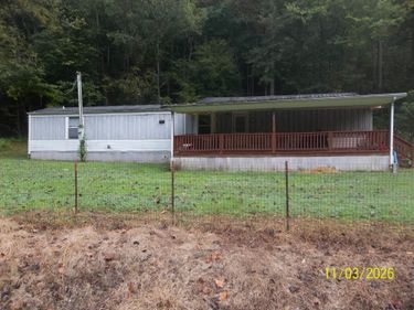 501 Left Fork Moore Creek Road, Fourmile, KY 40939