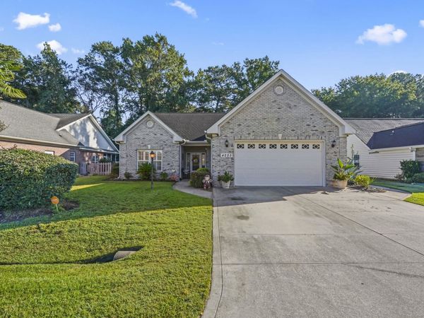 4225 Ravenwood Dr., Little River, SC 29566