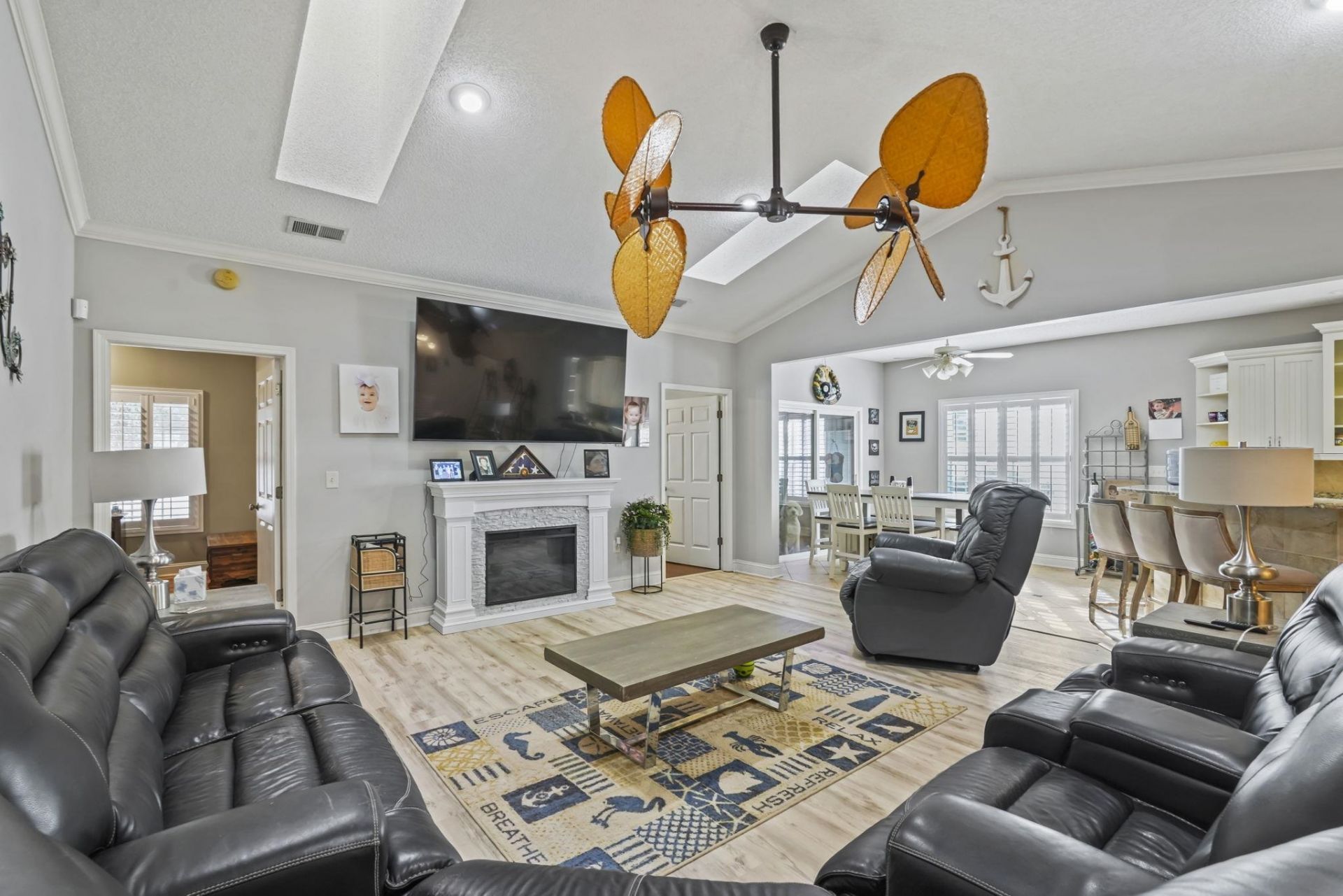 4225 Ravenwood Dr. Photo 5